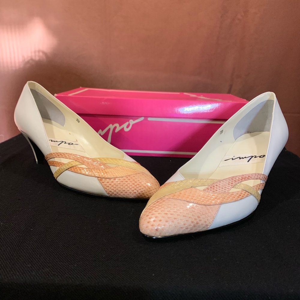 🛍BNIB🛍 Vintage Impo “Cascade” Style Heels - Picture 3 of 7